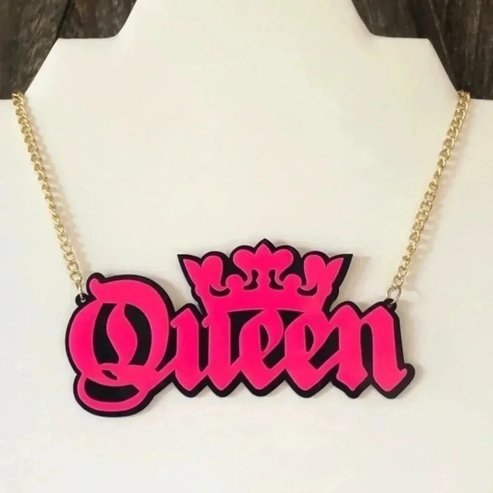 Queen Fun Funny Huge Statement Fan Necklace NWT